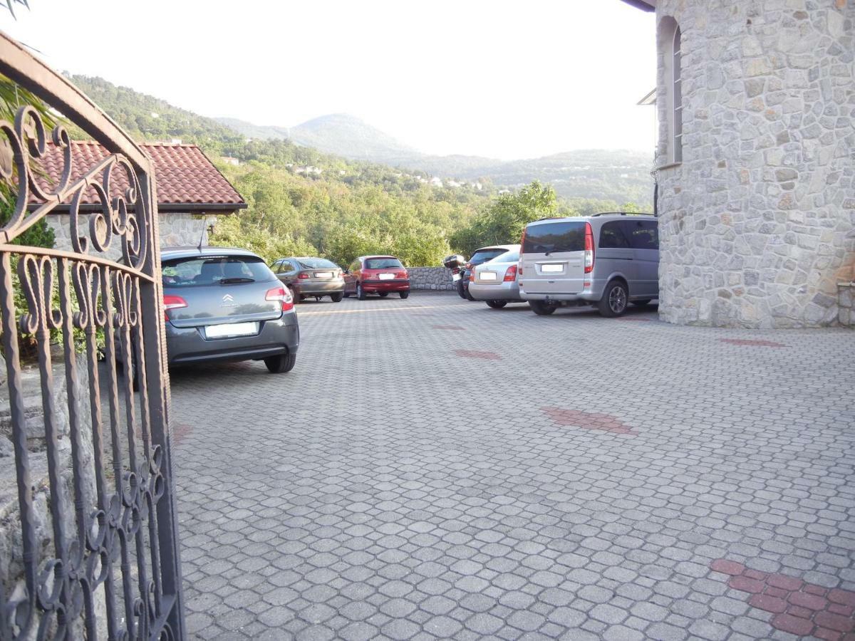 Villa Laurea Lovran Extérieur photo