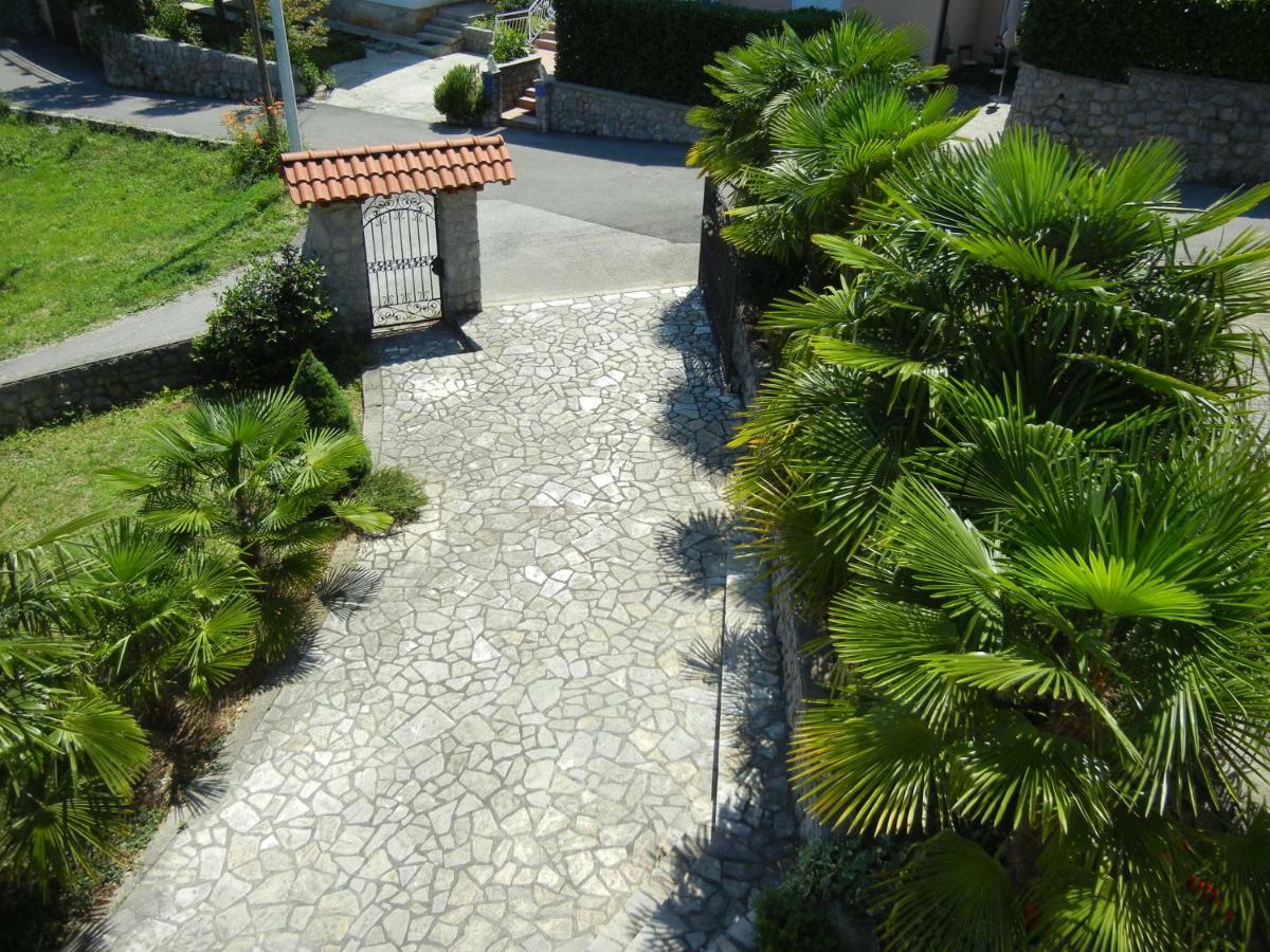 Villa Laurea Lovran Extérieur photo